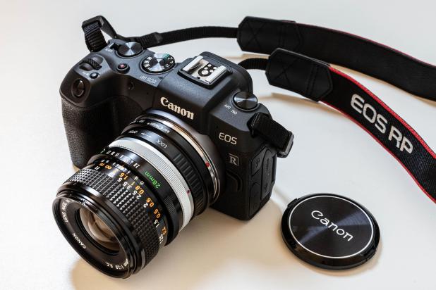 Objektivadapter für Canon FD Objektive an Canon EOS-R Mount Kameras