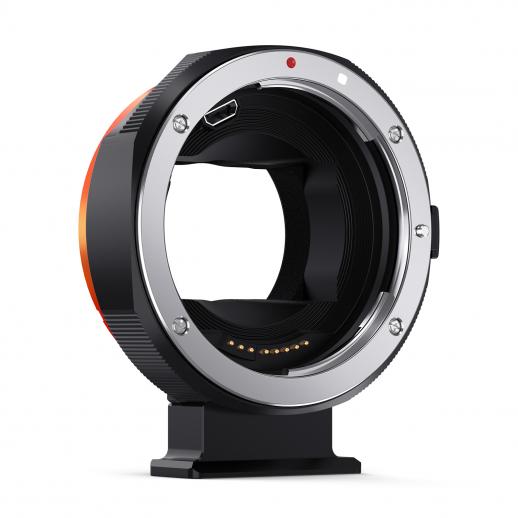 L'obiettivo Canon EF / EF-S per la versione ad alta velocità dell'anello adattatore elettronico della fotocamera Sony E-mount può autofocus